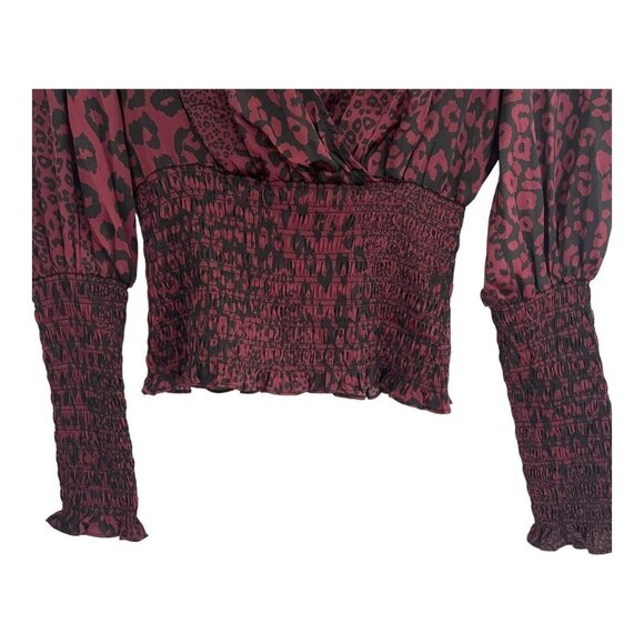 Elan Size S Burgundy Leopard Print Smocked Waist & Cuff Blouse V-Neck - Picture 4 of 5